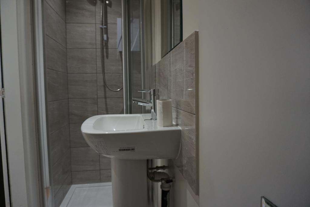 Town Centre Apartments Dewsbury Dış mekan fotoğraf